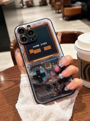 Wzorzyste etui iPhone 15