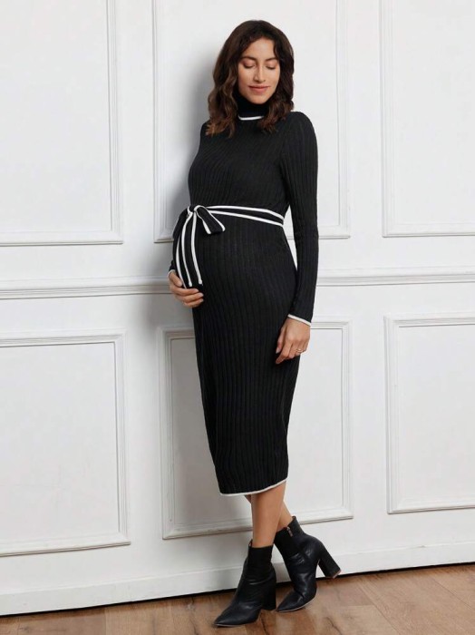 Czarna midi sukienka pasek (M)