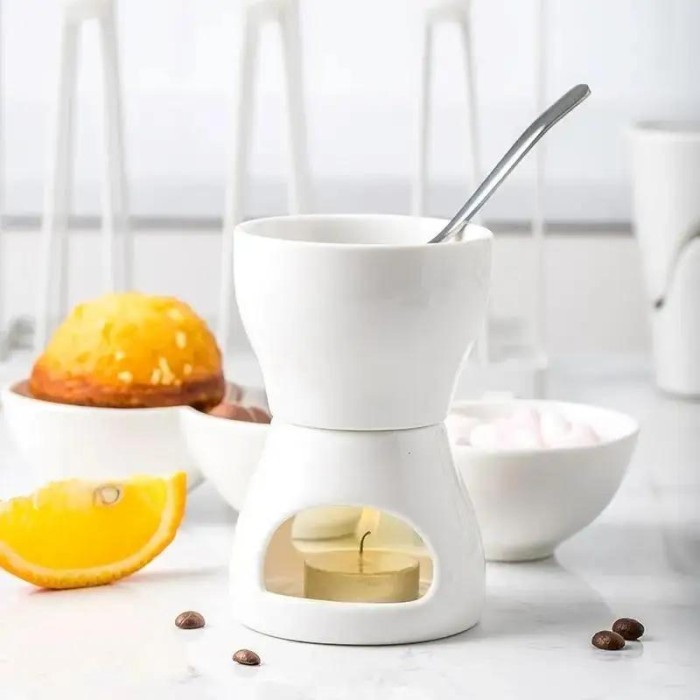 Biały ceramiczny zestaw do fondue