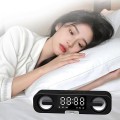 Czarny głośnik bluetooth zegar