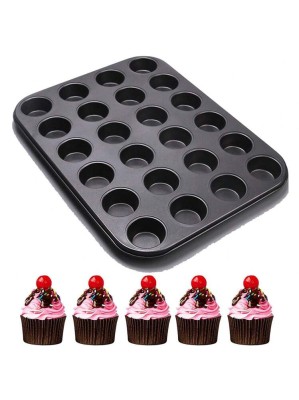 Czarna forma do muffinek
