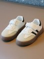 Kolorowe sneakersy rzepy (27)