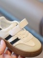 Kolorowe sneakersy rzepy (27)