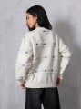 Klasyczny sweter ecru kwiaty (M)