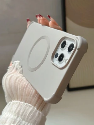 Szare etui na telefon iPhone 11 Pro Max