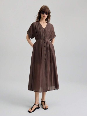 Brązowa sukienka krótkie rękawy (M)