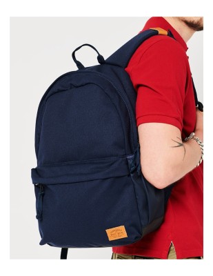 Granatowy klasyczny plecak