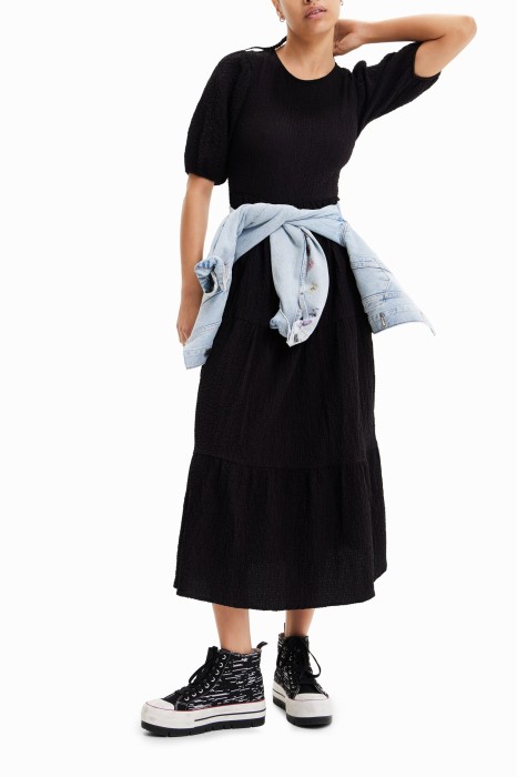 Czarna sukienka krótkie rękawy (M)