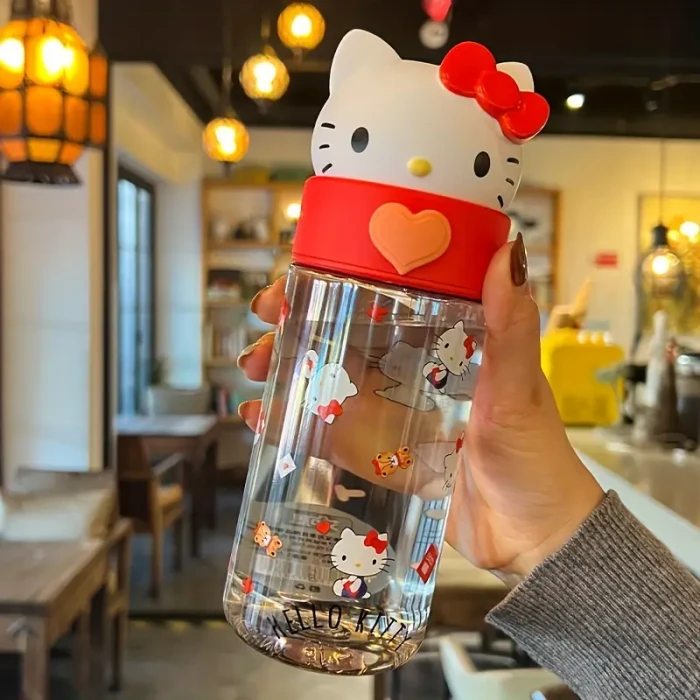 Wzorzysta butelka Hello Kitty