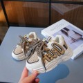 Sznurowane masywne buty sportowe (31)