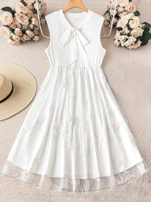 Biała sukienka wiązany dekolt (2XL)