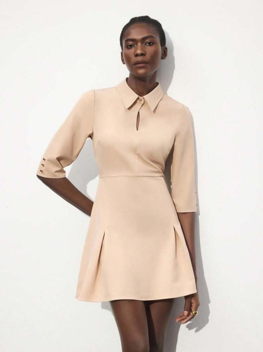Beżowa sukienka kołnierz (M)