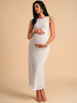 Dopasowana sukienka bez rękawów (M)