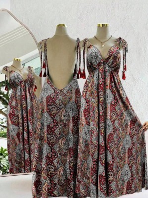 Kolorowa wzorzysta sukienka (0XL)