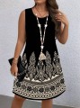 Czarna sukienka bez rękawów wzór (2XL)