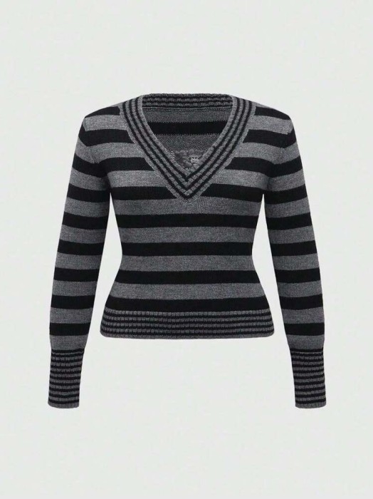 Dwukolorowy sweter paski (0XL)