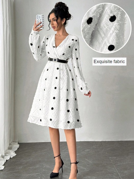 Biała sukienka midi grochy (M)