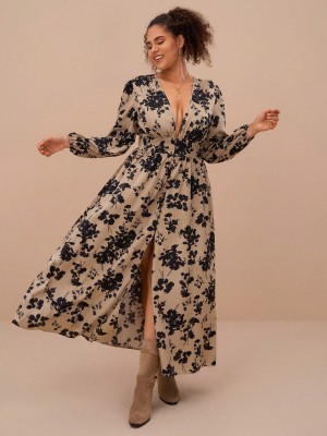 Beżowa sukienka wzór (1XL)