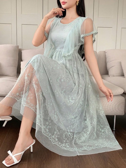 Midi sukienka hafty (S)