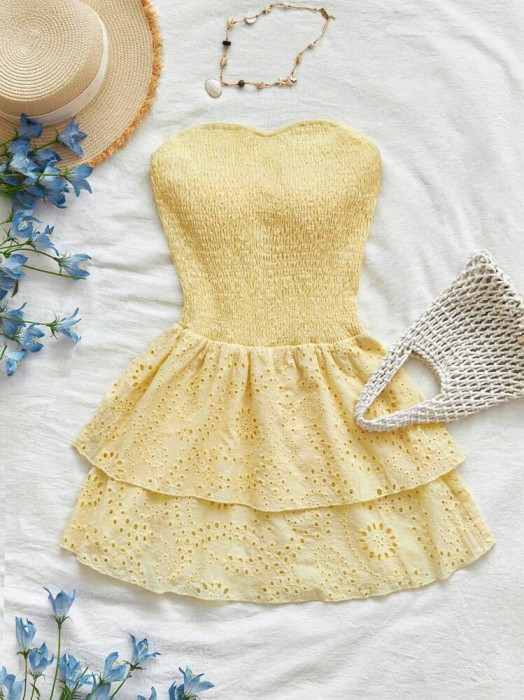 Żołta sukienka haftowany wzór (M)