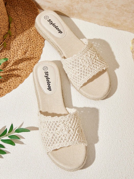 Ecru klapki espadryle (39)