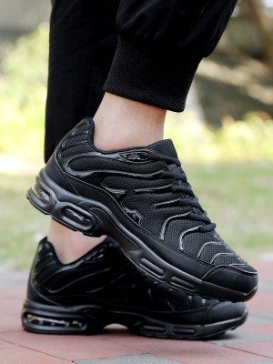 Czarne sznurowane buty sportowe (40)