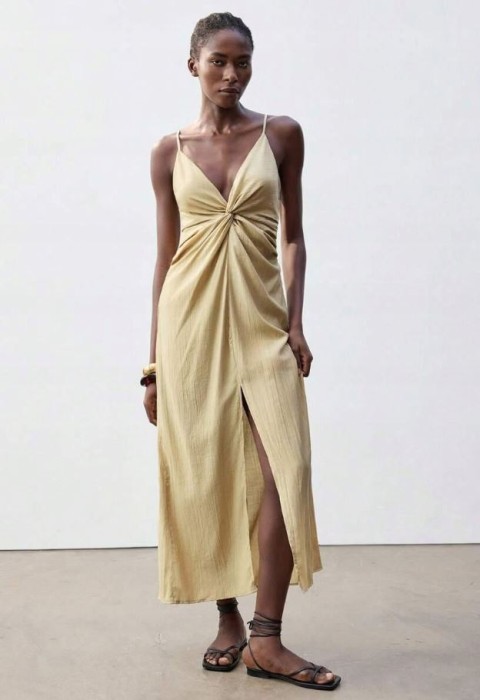 Beżowa sukienka rozcięcie ramiączka (S)