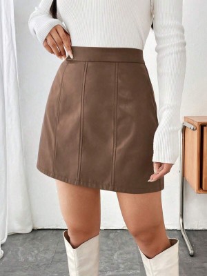 Brązowa spódnica imitacja skóry (XL)