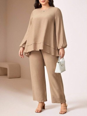 Jasnobrązowy komplet spodnie bluzka (2XL)