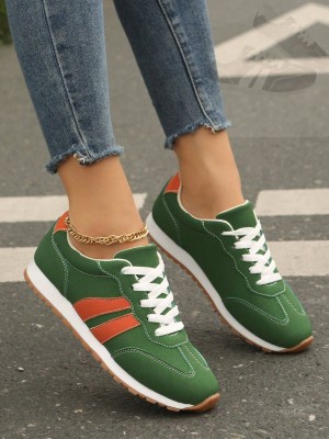 Zielone sportowe buty (37)