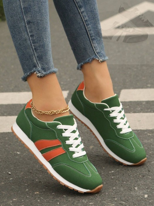Zielone sportowe buty (37)