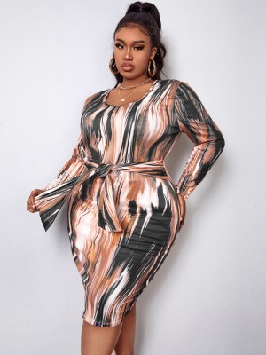 Dopasowana sukienka wiązanie (2XL)