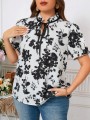 Biała bluzka wzór wiązanie (1XL)