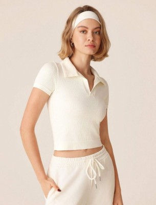 Teksturowana koszulka polo ecru (M)