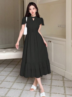 Czarna midi sukienka krótkie rękawy (M)
