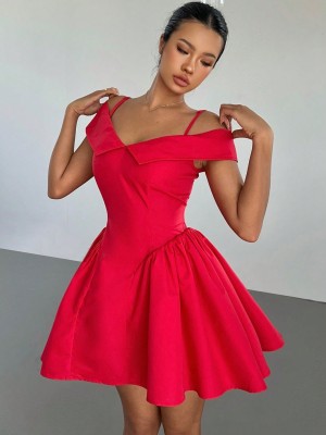 Czerwona sukienka mini (S)