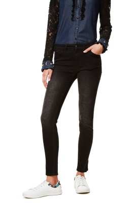 CZARNE JEANSY RURKI ANIMAL (24)